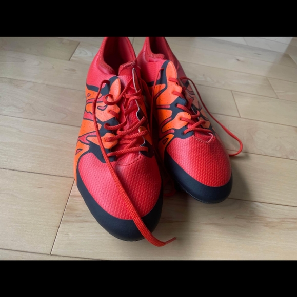 ADIDAS Soccer shoes size 8.5 US. - Picture 2 of 6